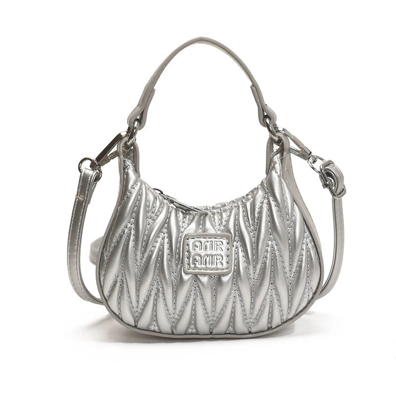 CLASSIC CHIC SHOULDER BAG