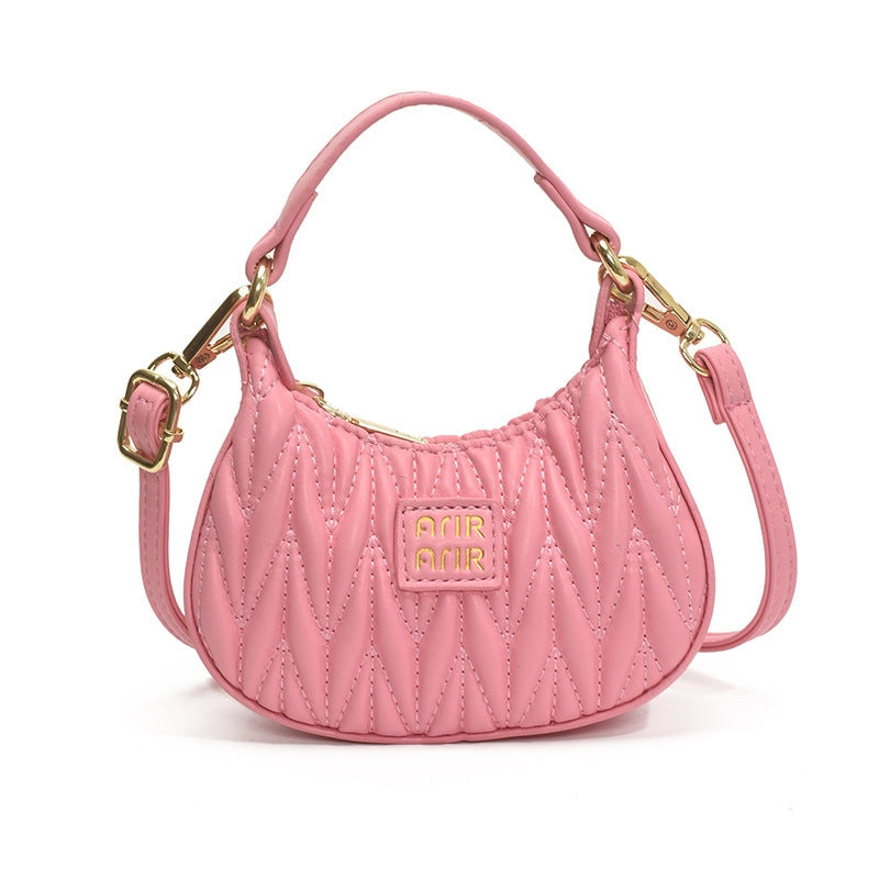 CLASSIC CHIC SHOULDER BAG