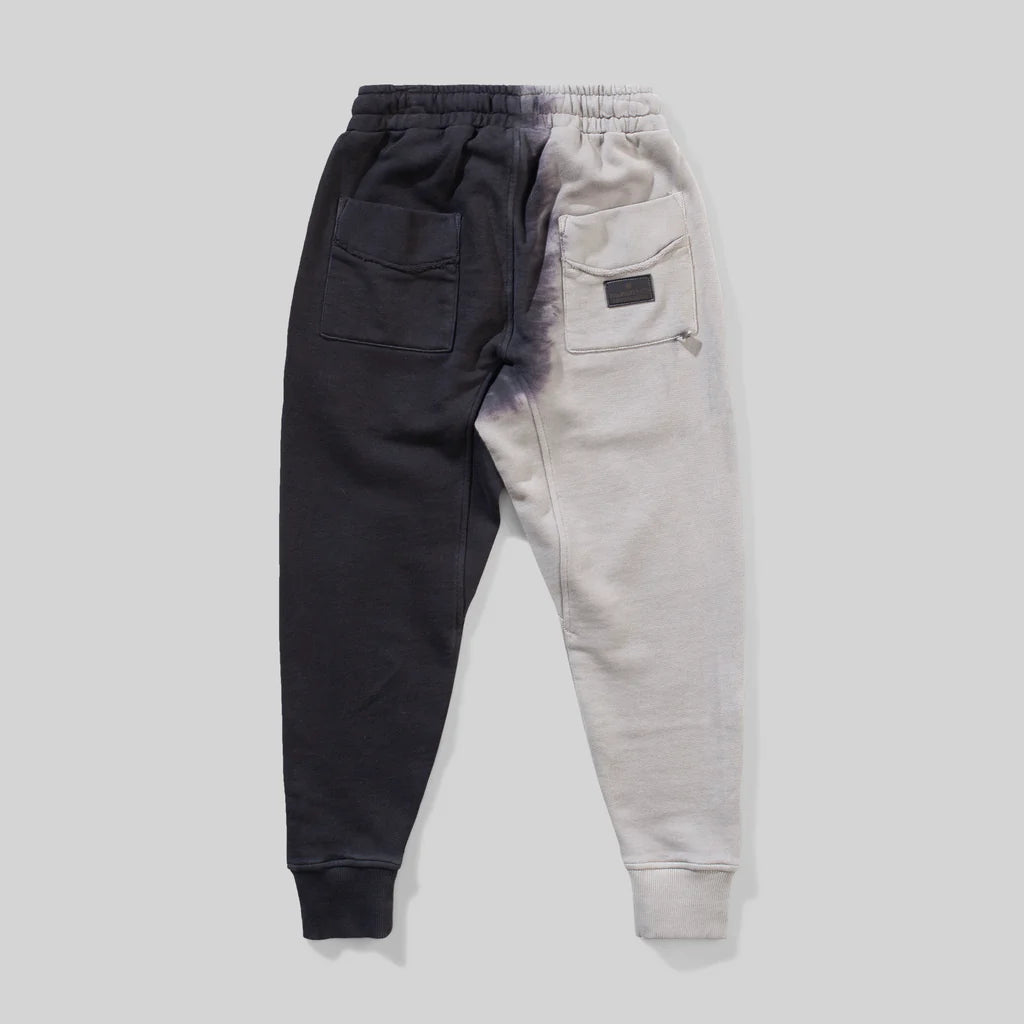 MUNSTER TRAVEL TRACK PANT - CHARCOAL